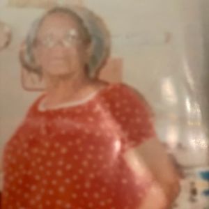 Meet your Posher, Ella